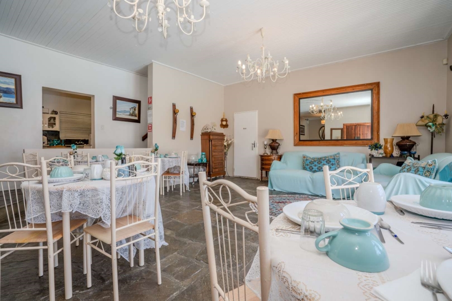 8 Bedroom Property for Sale in Country Club Western Cape